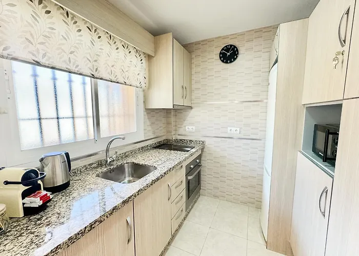 Con Vistas A 3 Minutos De La Playa *